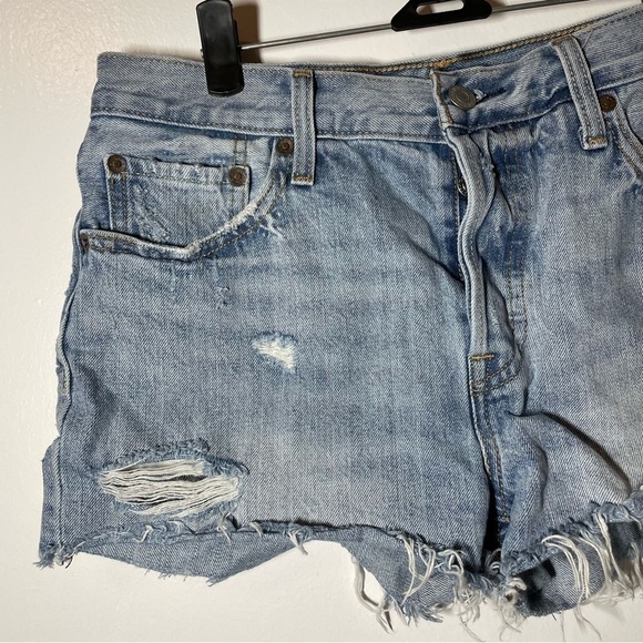 LEVI’S 501 Distressed Shorts size 28 - Picture 3 of 8